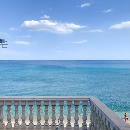 Maremare Apartments Giardini Naxos Exterior foto