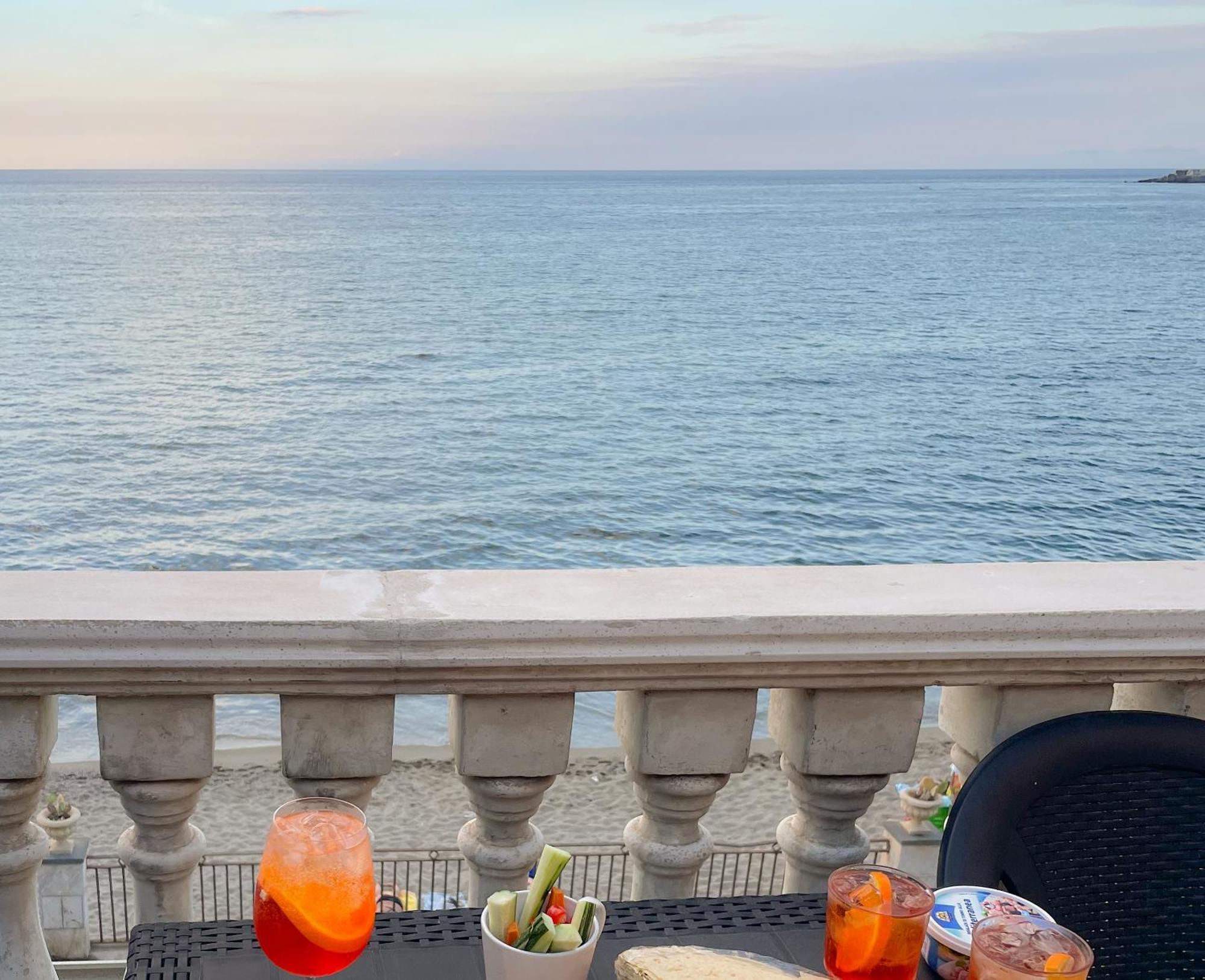 Maremare Apartments Giardini Naxos Exterior foto