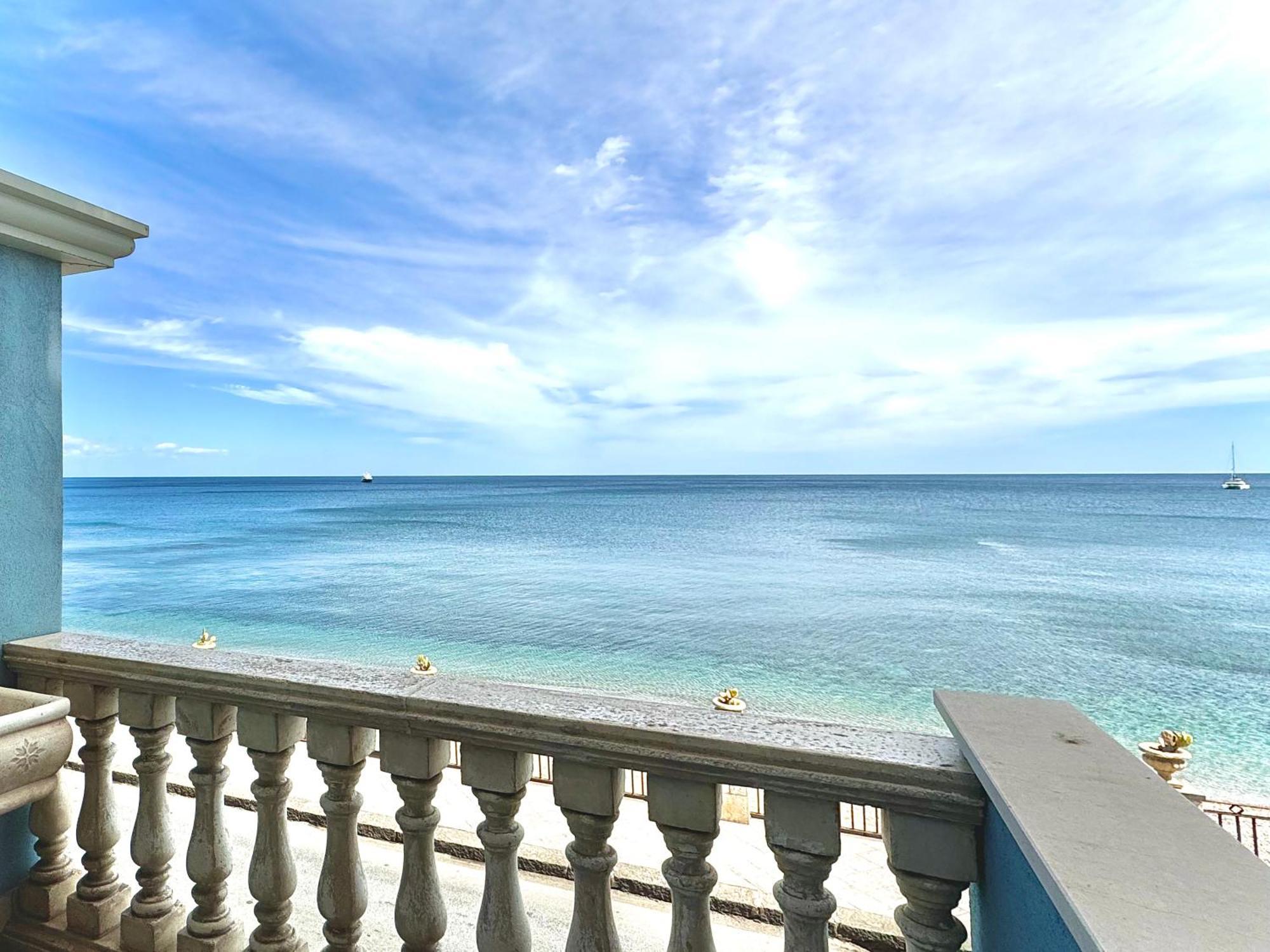 Maremare Apartments Giardini Naxos Exterior foto